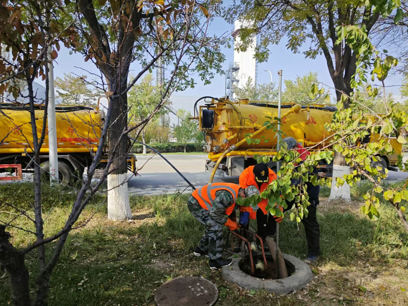 瑞金路厂区管道清洗